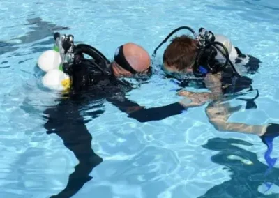 CLASES EN INGLÉS POR CONVERSATIONAL ENGLISH GROUPS EN EL AGUA